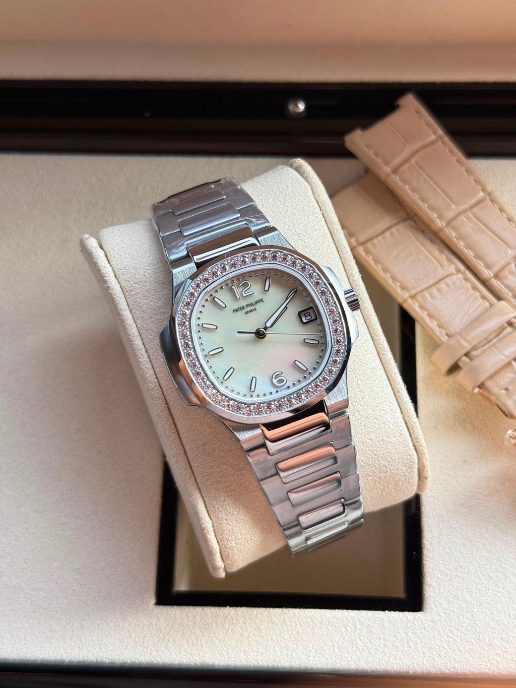 Lp watch woman