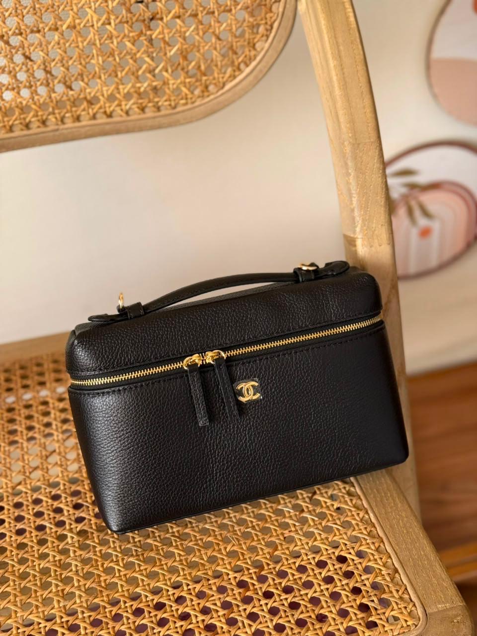 Chanel bag 💼