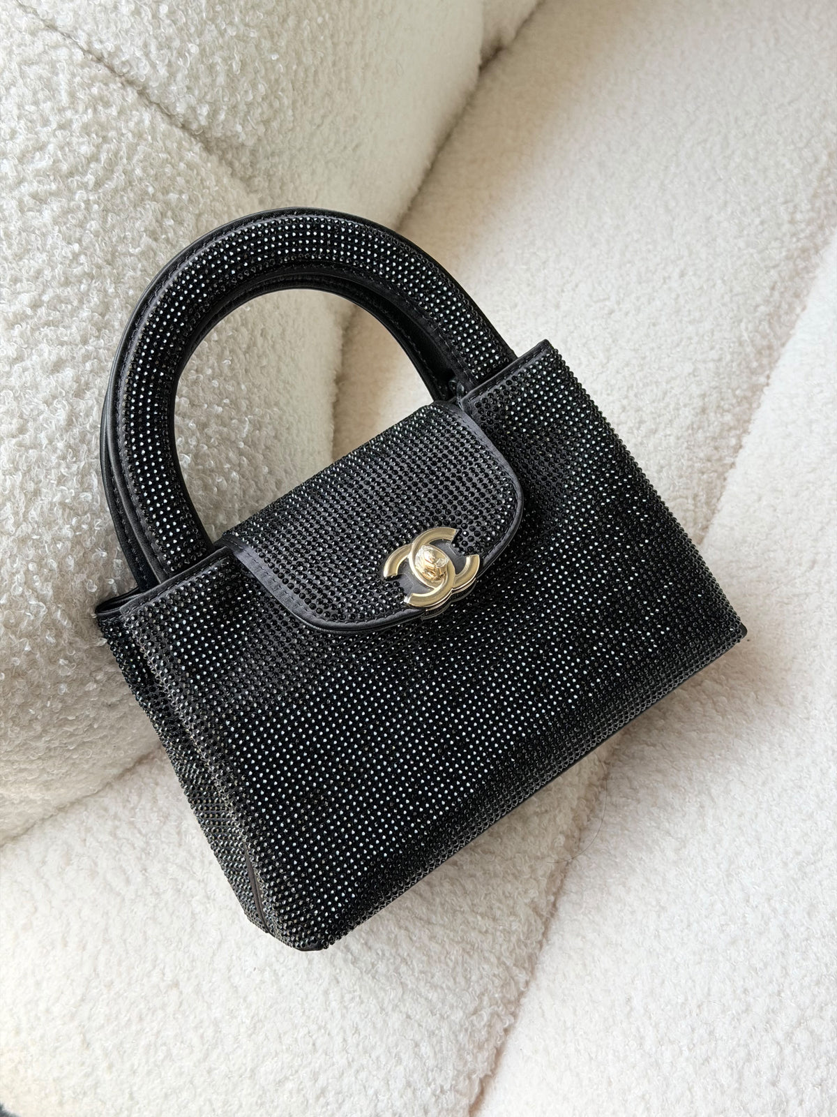 Chanel bag lady