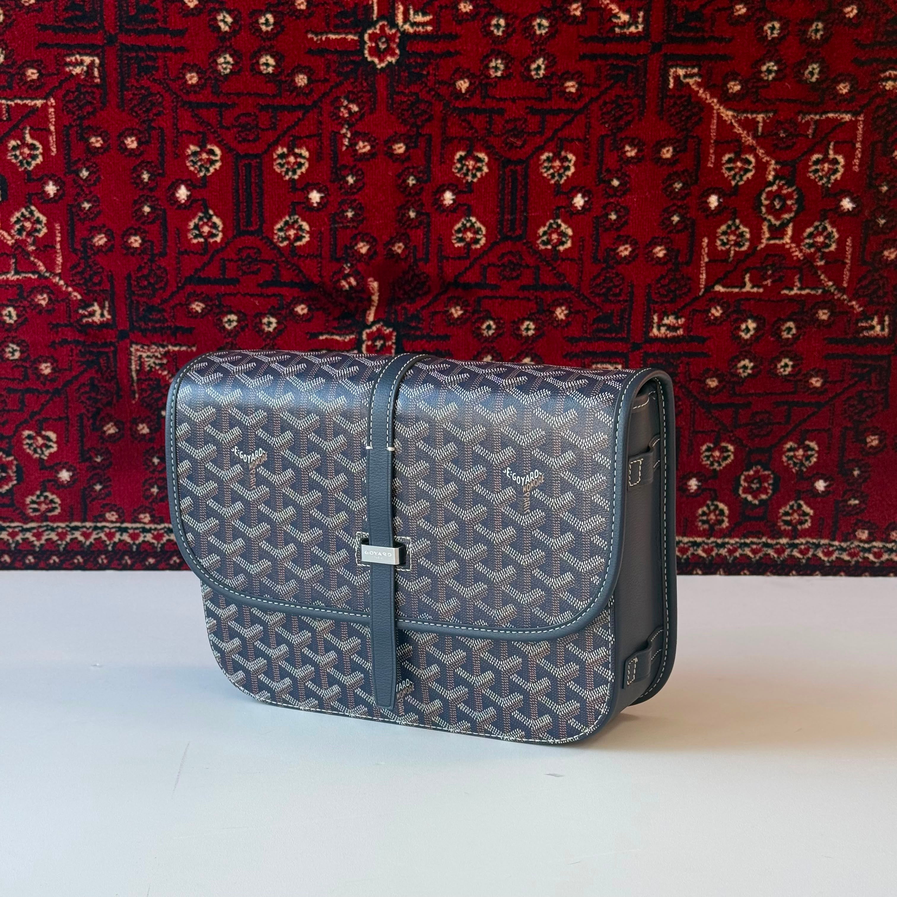 Men goyard bag