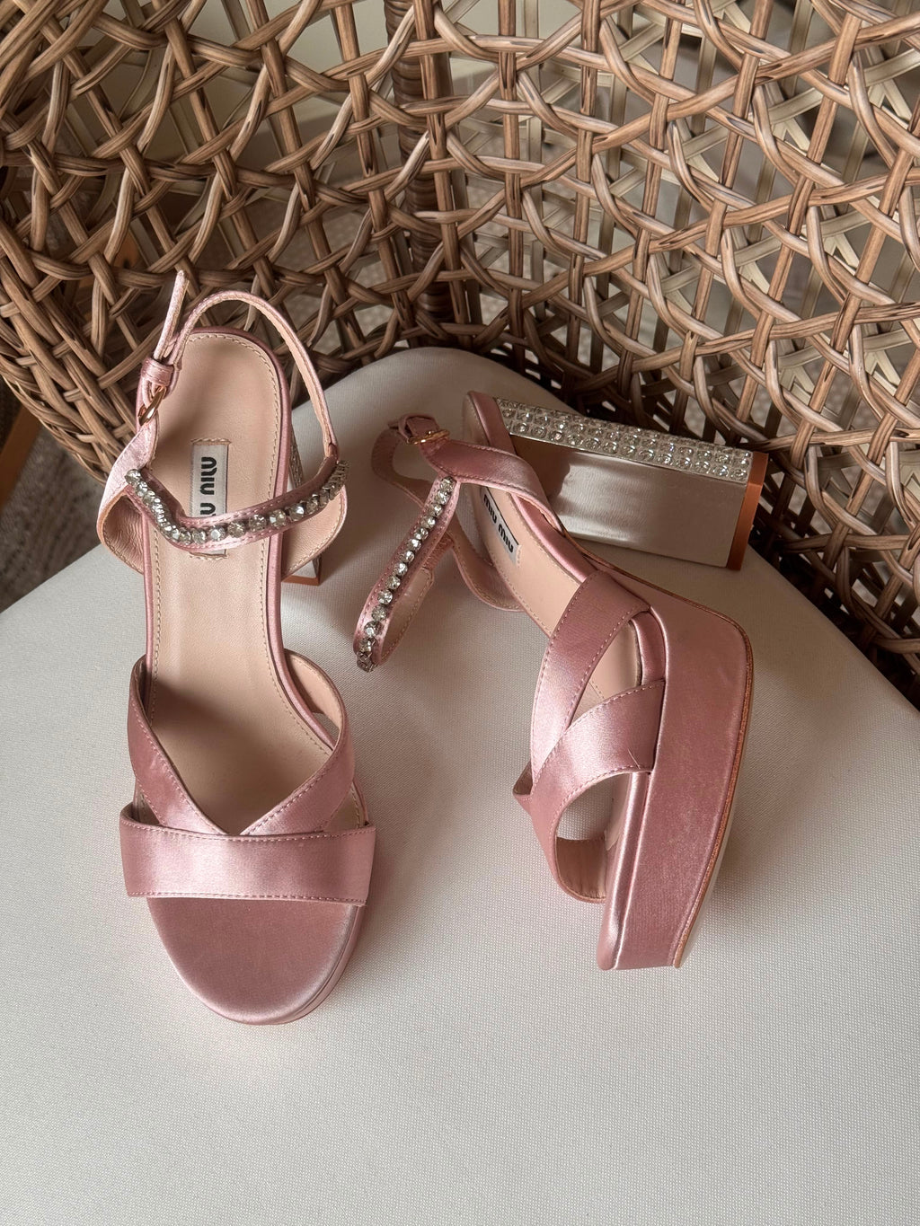Heel shoes Miu Miu
