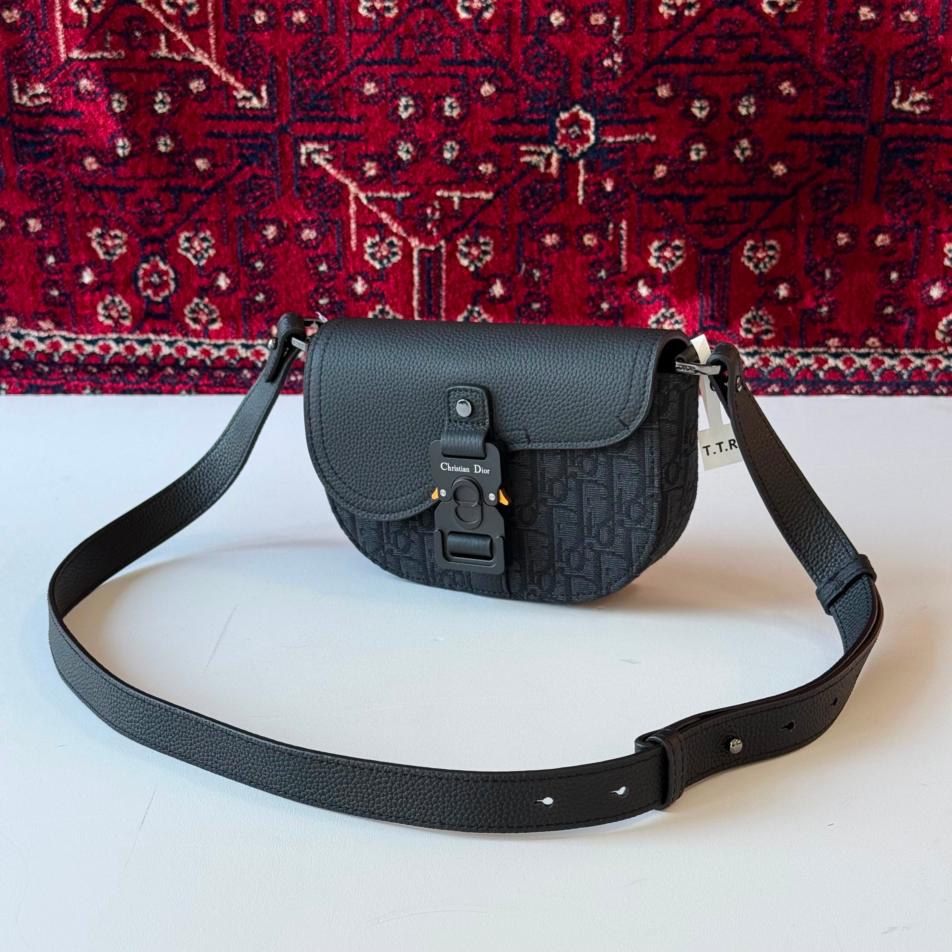 Dior bag men
