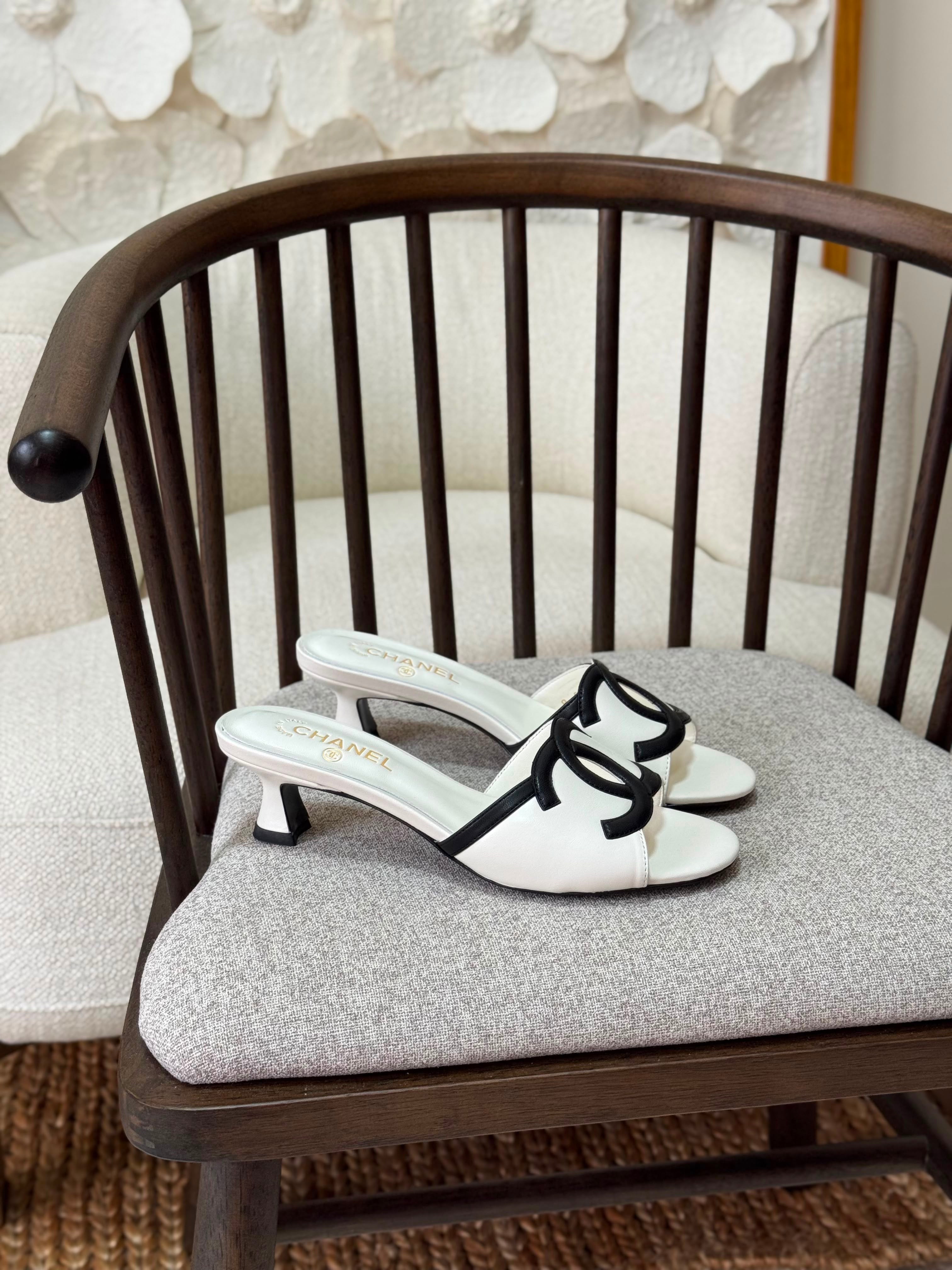Chanel slippers
