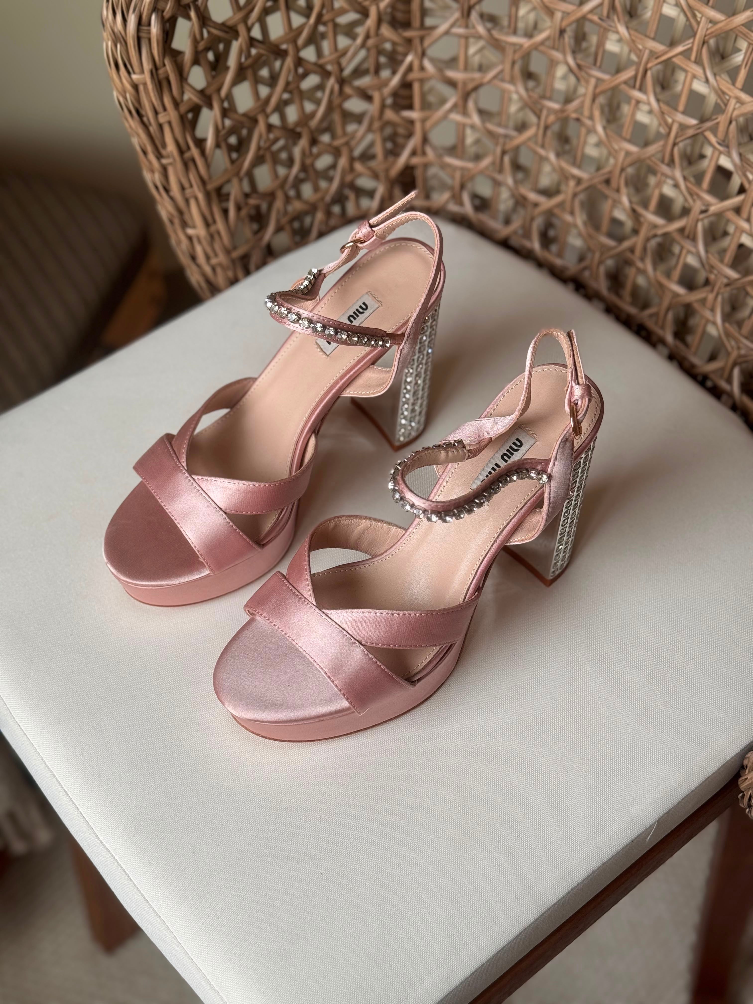 Heel shoes Miu Miu