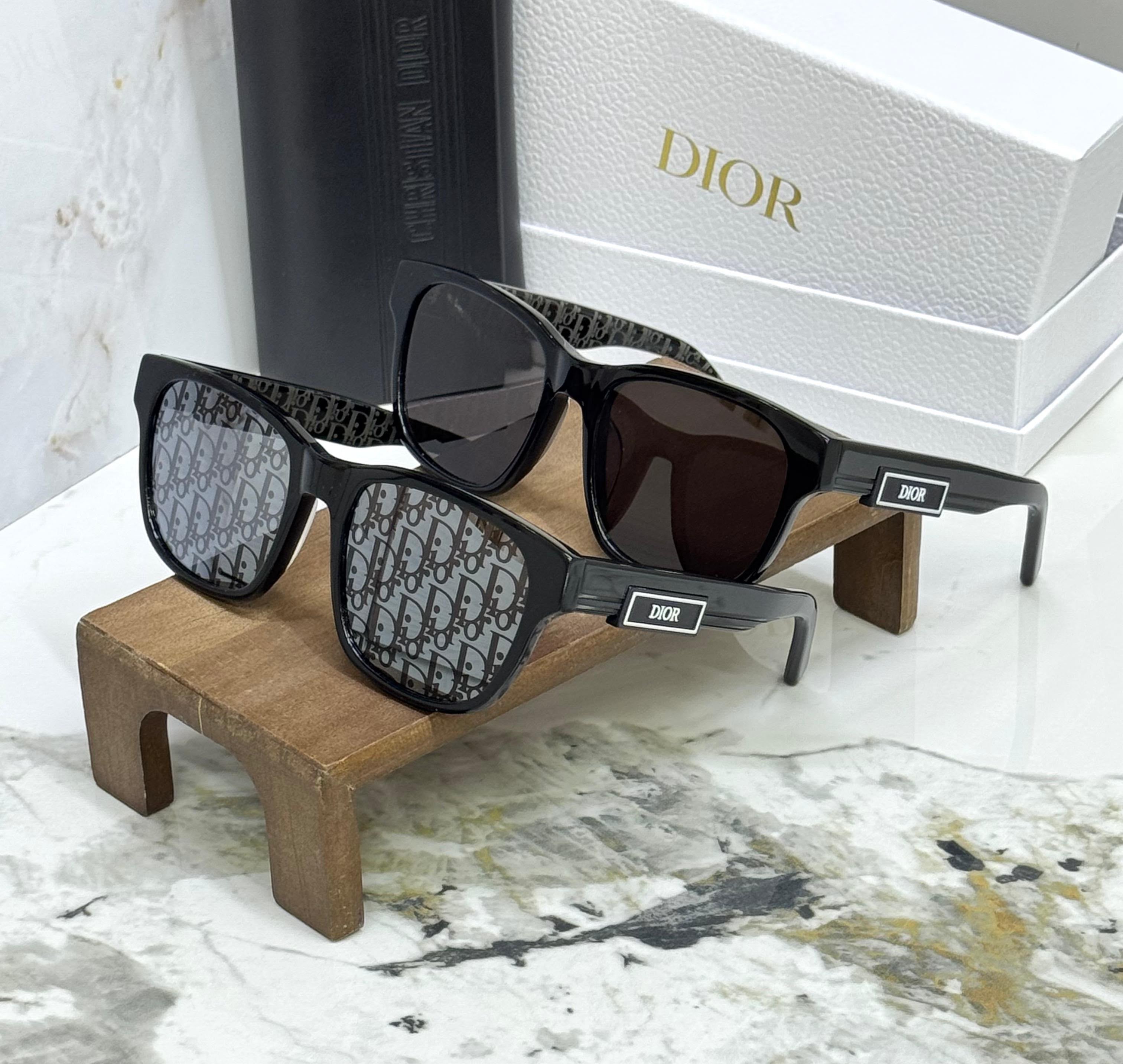 Dior sunglasses 🕶️
