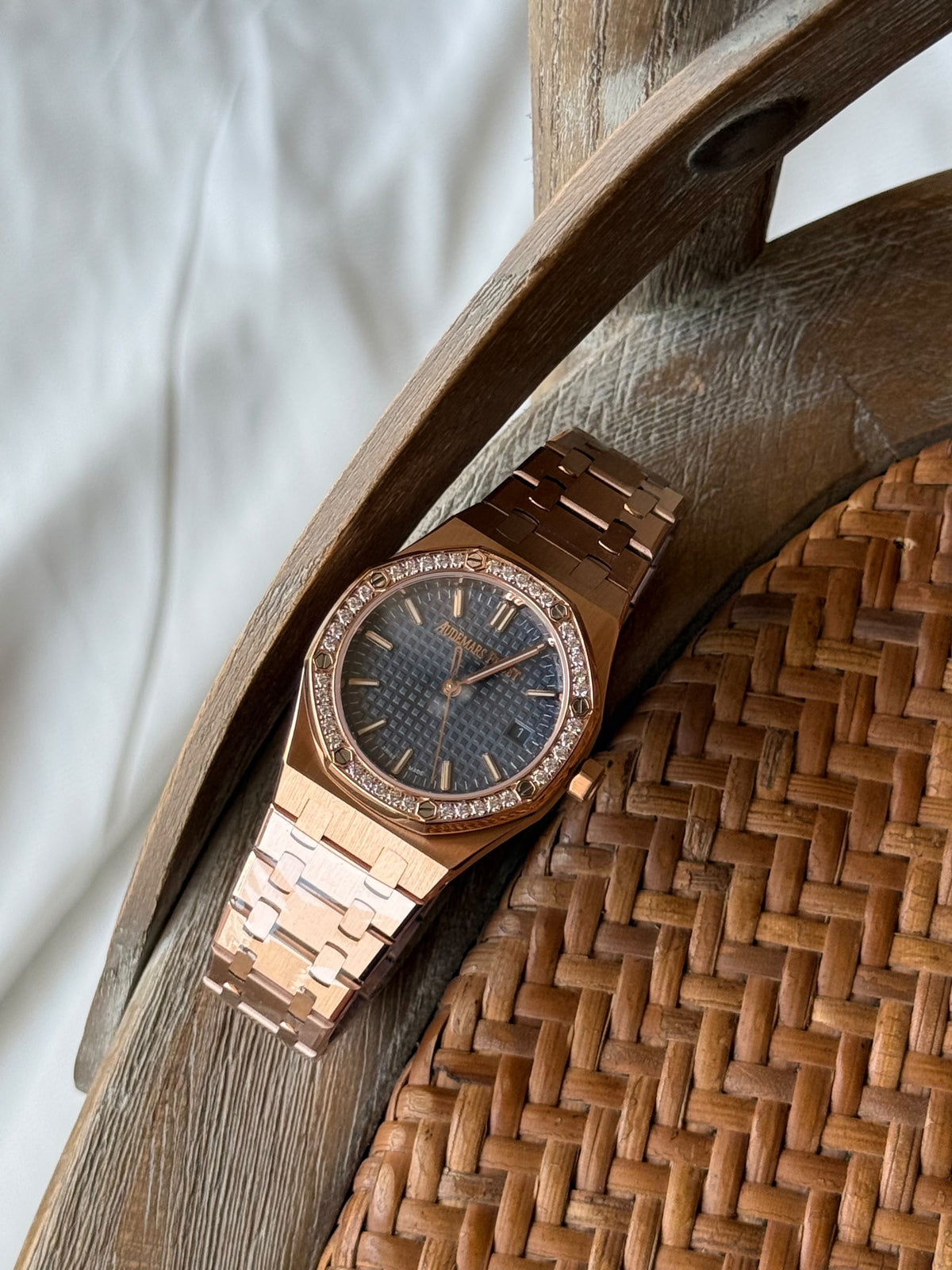 Watch lady
