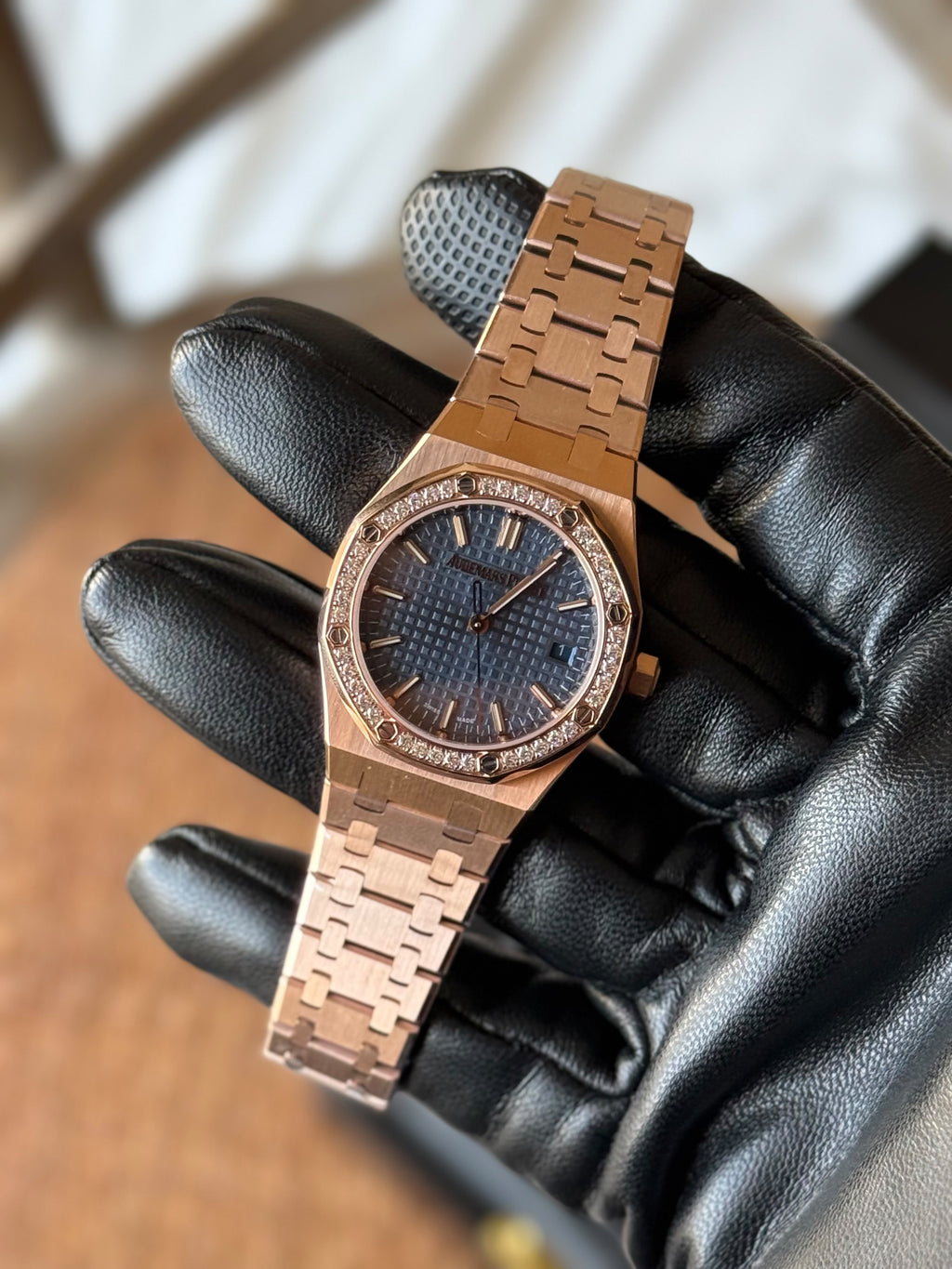 Watch lady