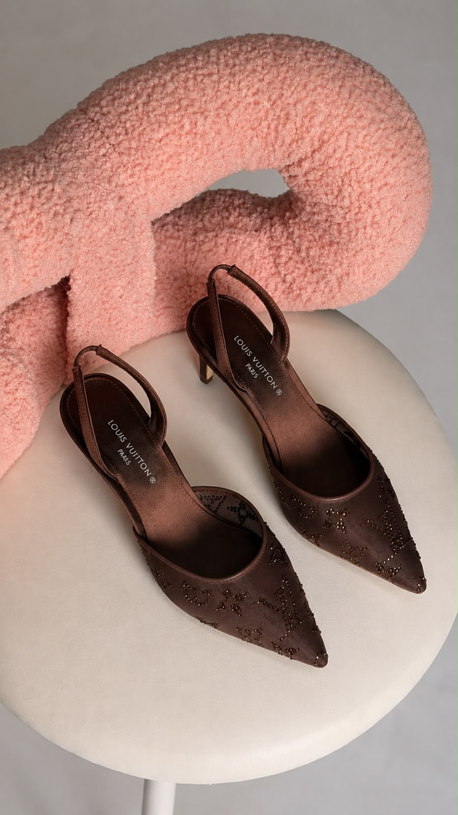Lv heel shoes