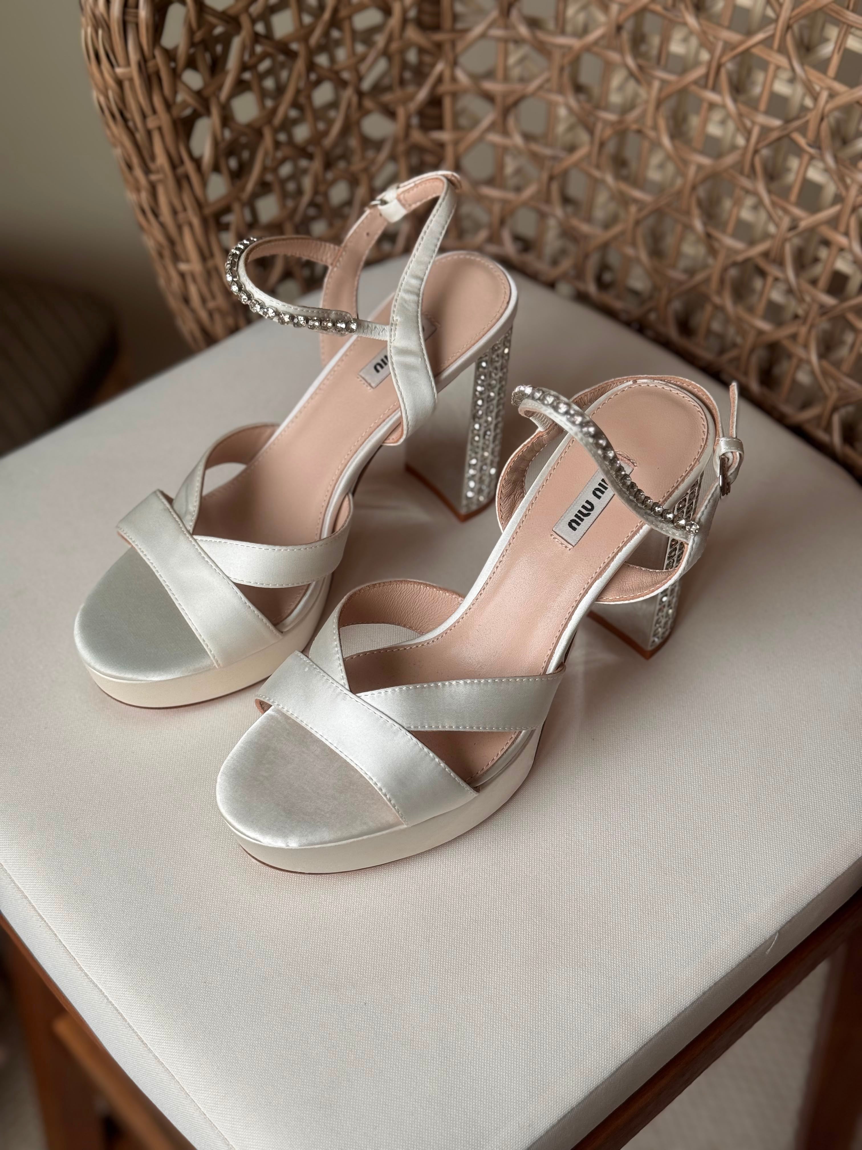 Heel shoes Miu Miu