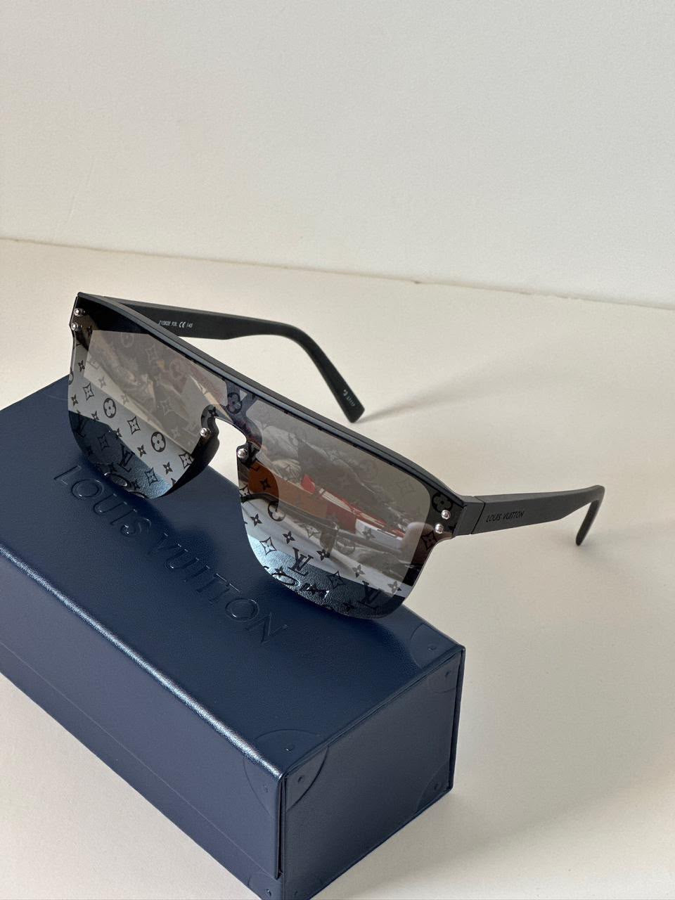 Lv sunglasses 🕶️