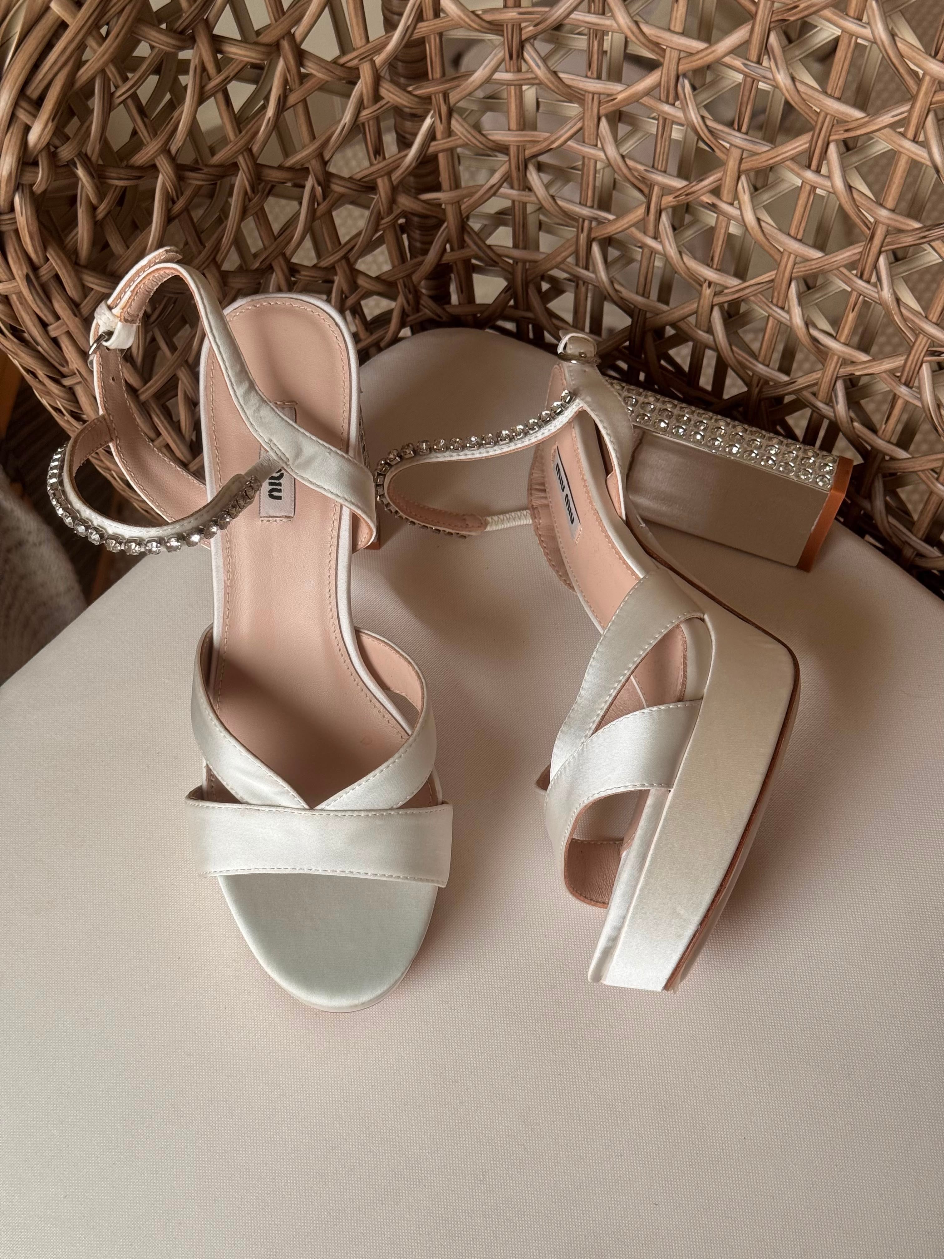 Heel shoes Miu Miu