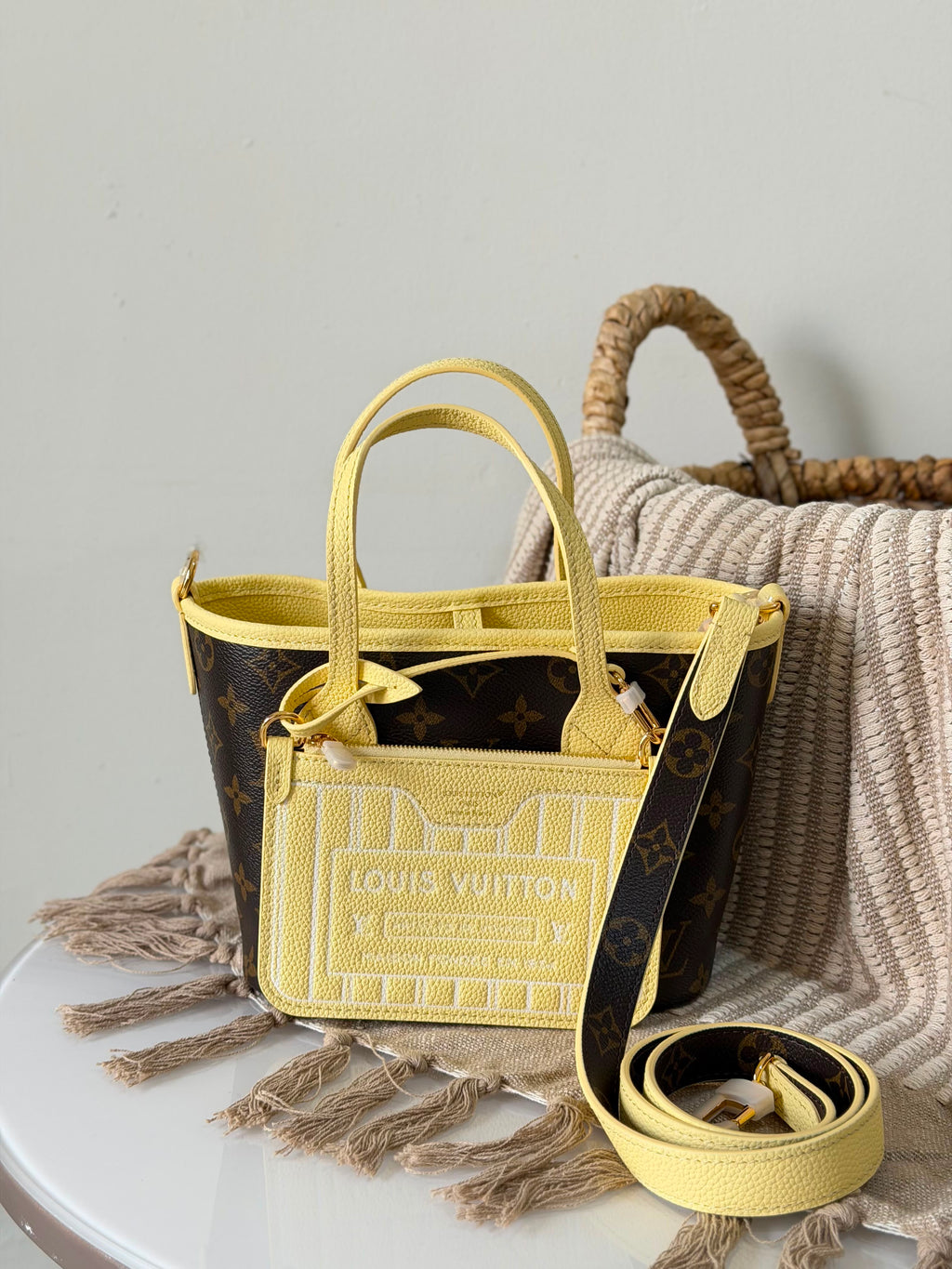 Lv bag Ladys